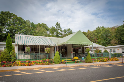 COMPLETE CARE AT MIDDLEBURY — homepage
