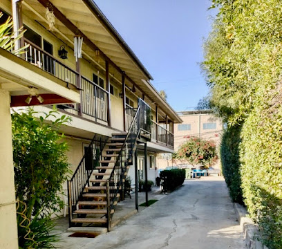 Courtyard Living — homepage