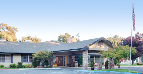 CREEKSIDE CENTER — homepage