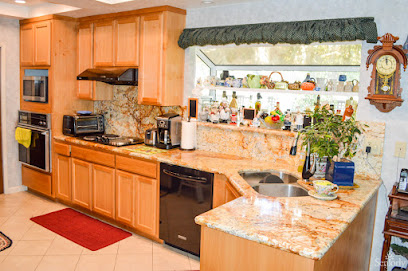 Dry Creek Guest Home — homepage