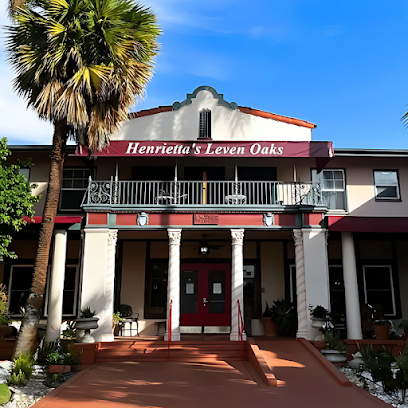 Henrietta's Leven Oaks by SCH — homepage