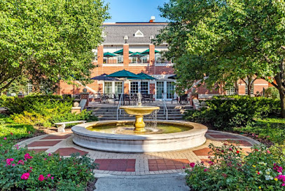 LAKE FOREST PLACE — homepage