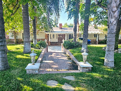 Paradise Springs for the Elderly 1 — homepage