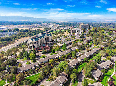 ROGUE VALLEY MANOR — homepage