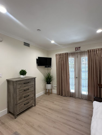 Tarzana Senior Living — homepage