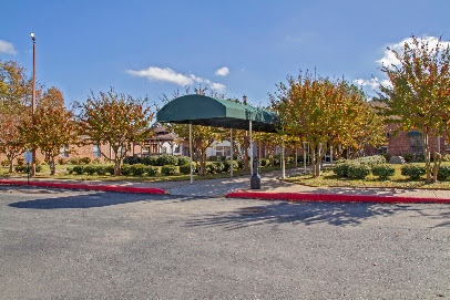 The Blossoms at Woodland Hills Rehab & Nursing Cen — homepage