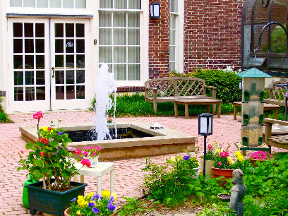 The Lorelton — homepage