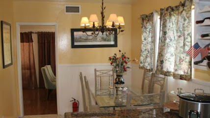 Toluca Lake Manor Senior Assisted Living — homepage